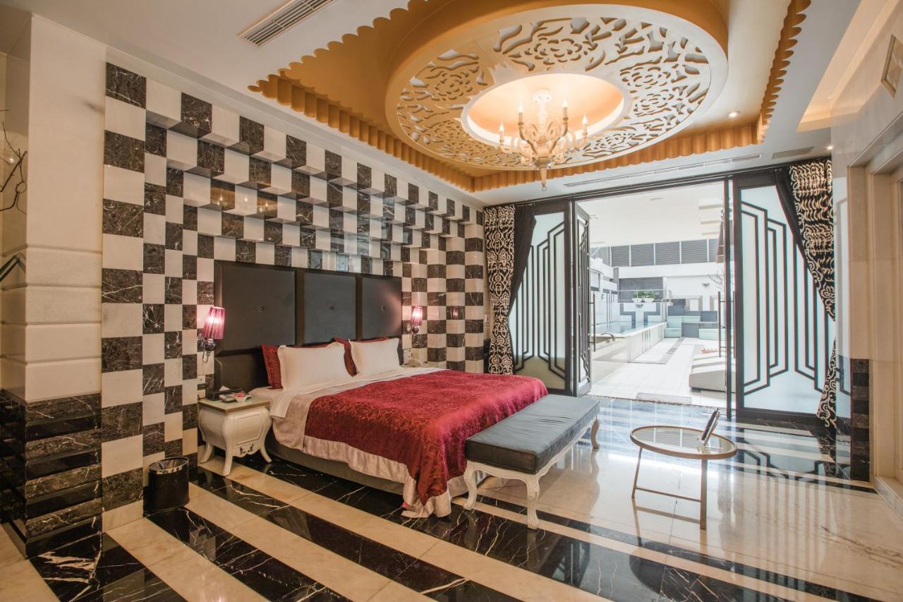 Motel Stars Тайчжун Экстерьер фото