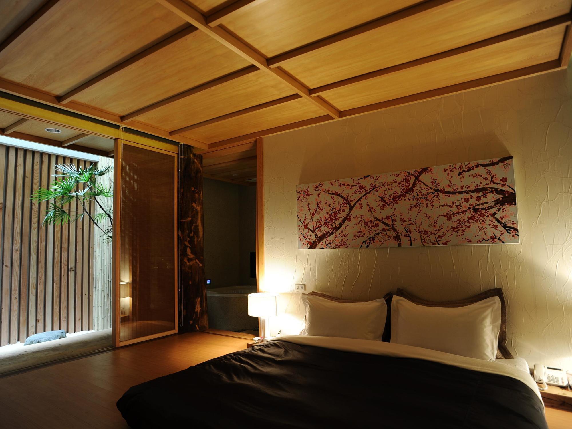 Motel Stars Тайчжун Экстерьер фото