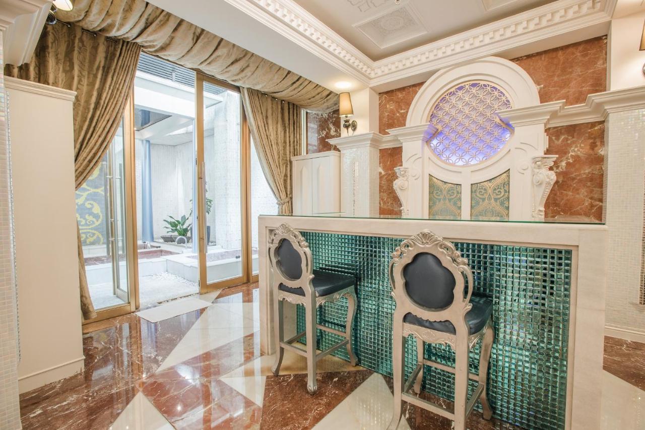 Motel Stars Тайчжун Экстерьер фото